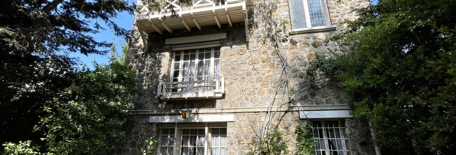 Maison 9 Pièces 205 m² à vendre à Ermont (95120)