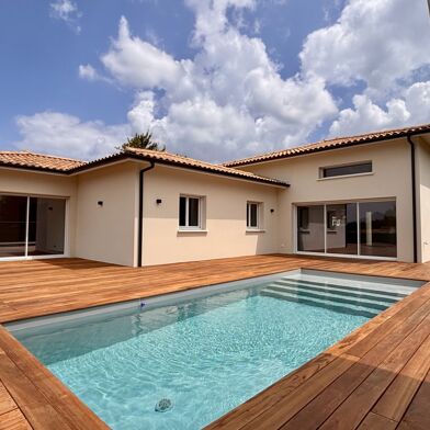 Maison 4 pièces 733000 €