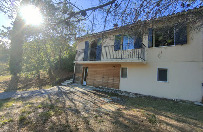 MAISON INDIVIDUELLE AVEC GRAND TERRAIN LUSSAS — photo 2
