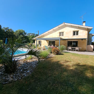 Maison 8 pièces 546000 €