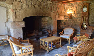 Maison 14 Pièces 276 m² à vendre à Coucouron (07470)