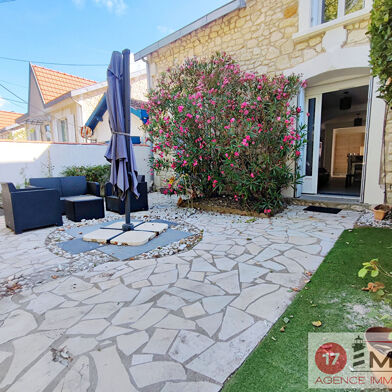 Appartement 3 pièces 363700 €