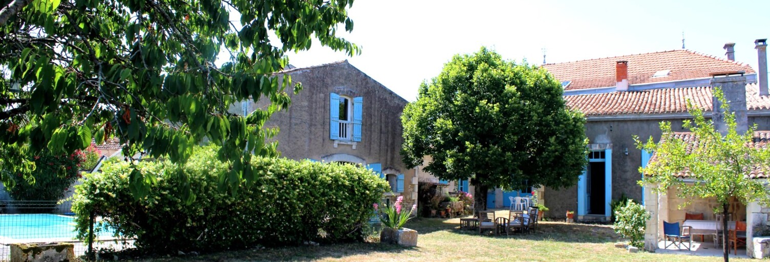Maison 9 Pièces 251 m² à vendre à La Tremblade (17390)