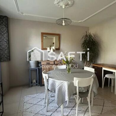 Appartement 5 pièces 252900 €