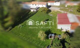 Maison 8 Pièces 208 m² à vendre à Saint-Pierre-du-Chemin (85120)