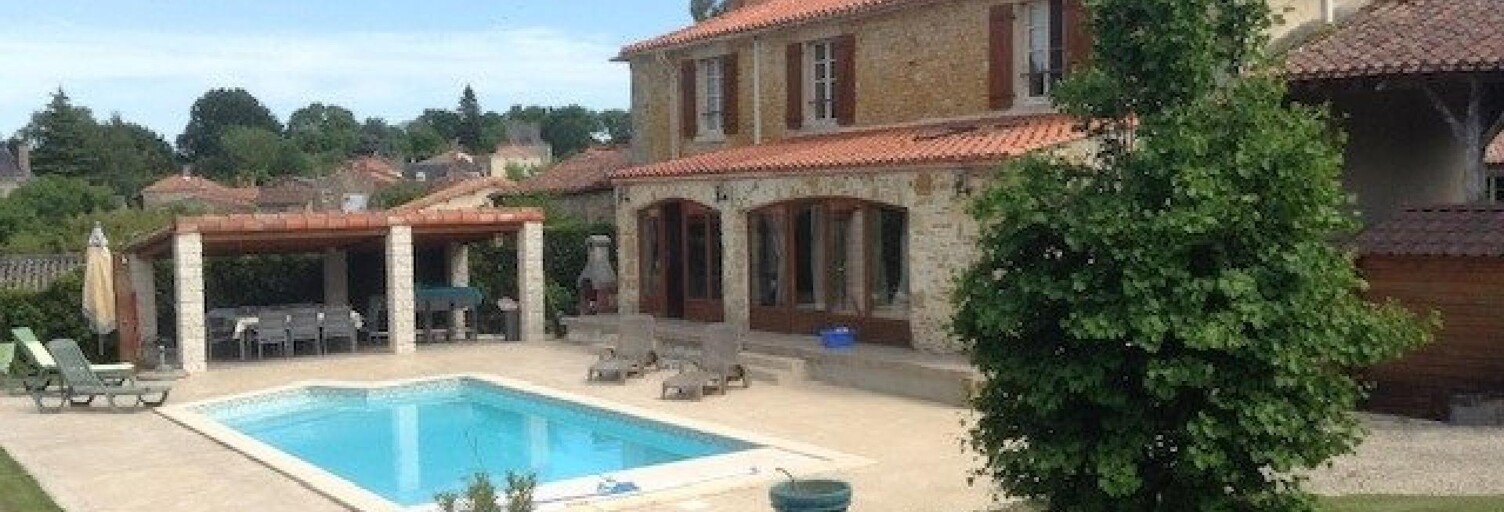 Maison 7 Pièces 185 m² à vendre à La Jaudonnière (85110)