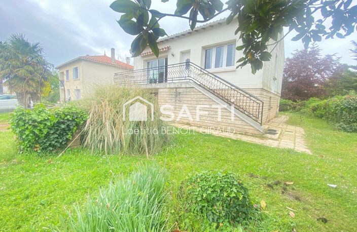Maison typique des années 70 à Marennes, jardin arboré et gros potentiel à 5 min des plages ! — photo 5