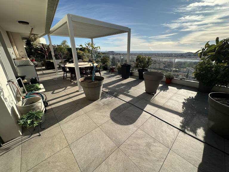 4 PIECES DERNIER ETAGE + TERRASSES - VUE PANORAMIQUE MER - C — photo 1