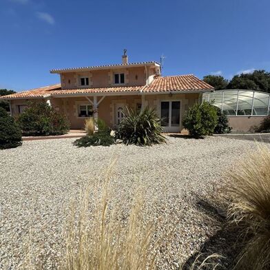 Maison 8 pièces 931000 €