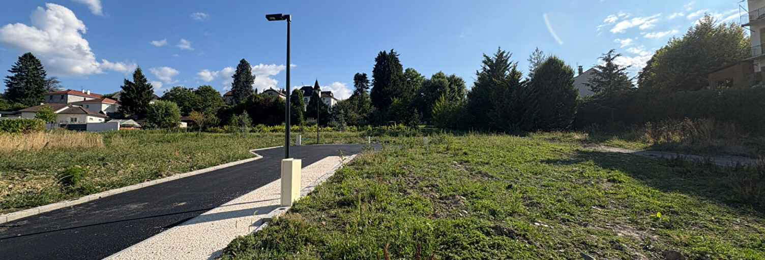 Terrain  444 m² à vendre à Voiron (38500)