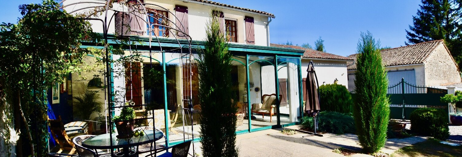 Maison 7 Pièces 174 m² à vendre à Clussais-la-Pommeraie (79190)