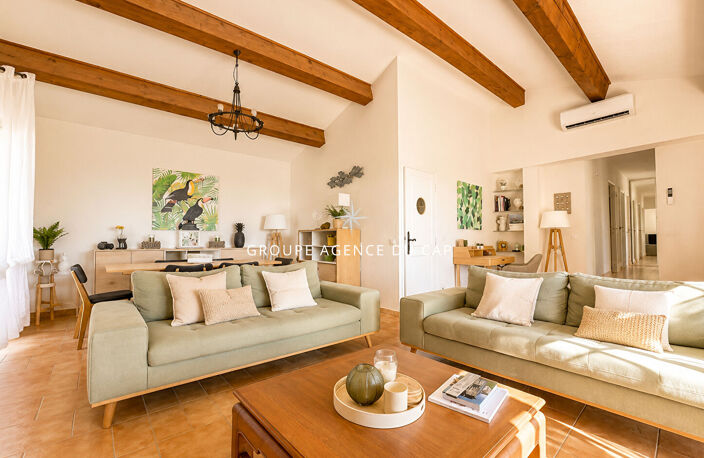 A VENDRE VILLA VUE MER DE PLAIN PIED AUX ISSAMBRES DE 111M² AVEC 3 CHAMBRES PISCINE ET GARAGE — photo 5