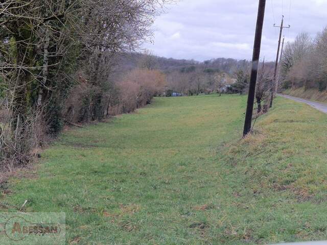 Terrain constructible — photo du bien