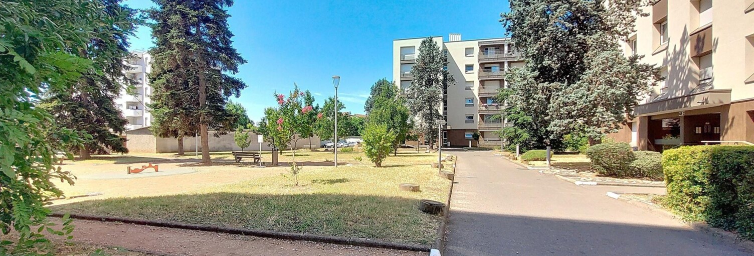 Appartement 5 Pièces 100 m² à louer à Vénissieux (69200)