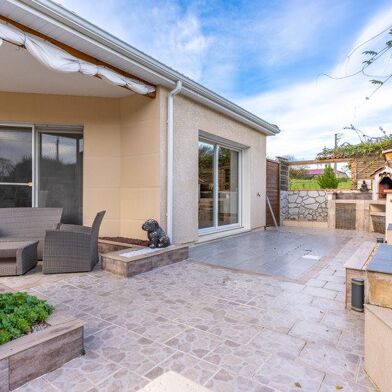 Maison 4 pièces 215660 €