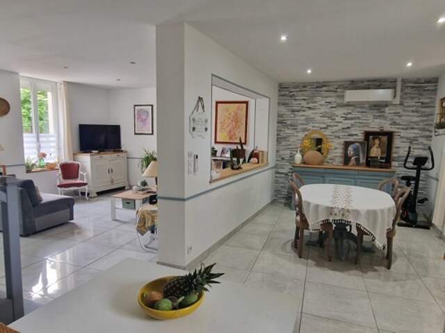 Maison de ville de 4 pièces principales — photo du bien