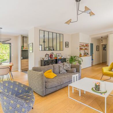 Maison 5 pièces 596790 €