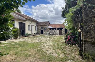 Maison en pierre de 3 pièces principales — photo du bien