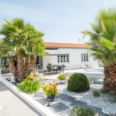 Maison 4 pièces 548600 €