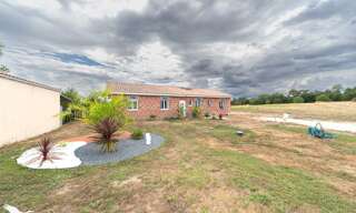 Maison 6 Pièces 121 m² à vendre à Saint-Martin-de-Coux (17360)