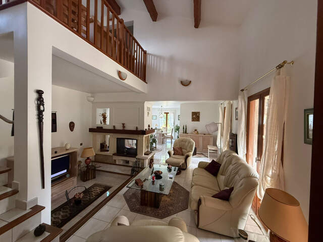 Maison 6 pièces avec vue imprenable sur le Pic Saint Loup — photo du bien