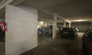 Garage  14 m² à louer à Marseille 6 (13006)