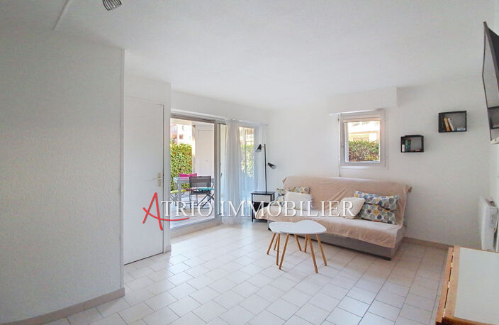SOUS COMPROMIS — photo 2