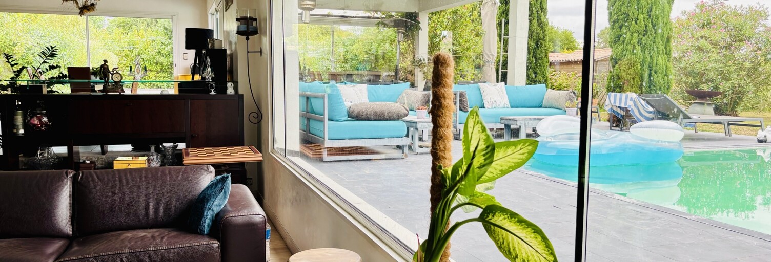 Maison 8 Pièces 250 m² à vendre à Carignan-de-Bordeaux (33360)