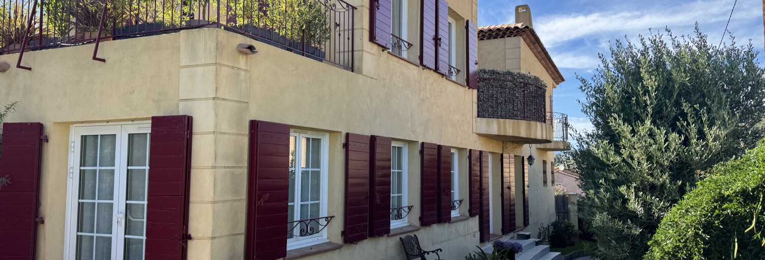 Maison 8 Pièces 258 m² à vendre à Carqueiranne (83320)