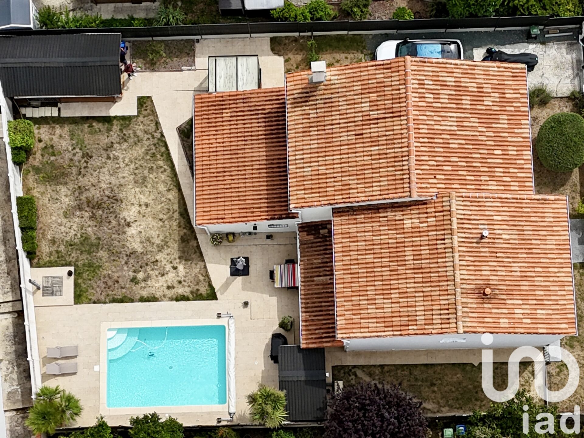 Saintes - 225m² - 8p. - 5ch.