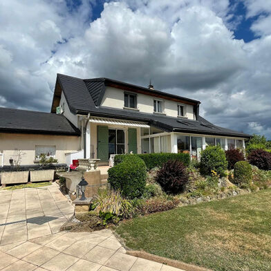 Maison 8 pièces 425000 €