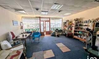 Commerce  220 m² à vendre à Les Mureaux (78130)