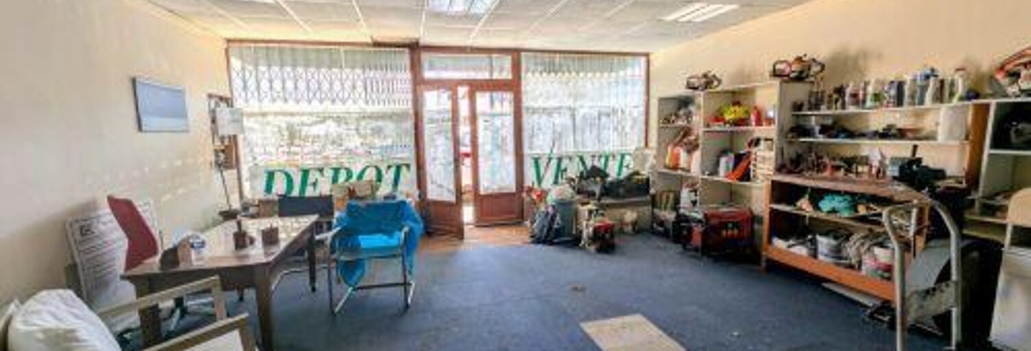 Commerce  220 m² à vendre à Les Mureaux (78130)