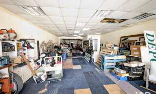 Commerce  220 m² à vendre à Les Mureaux (78130)