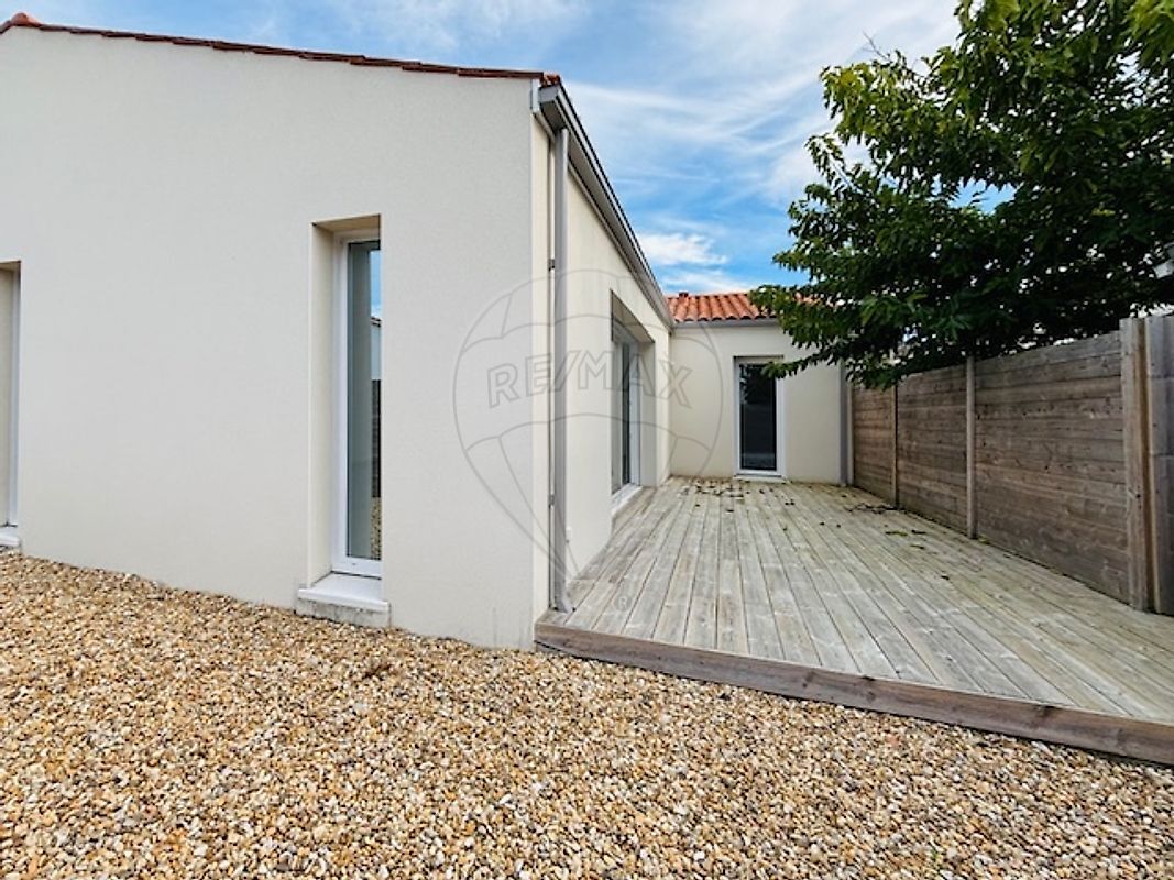 Villa / Maison  T4 à vendre Royan 17200