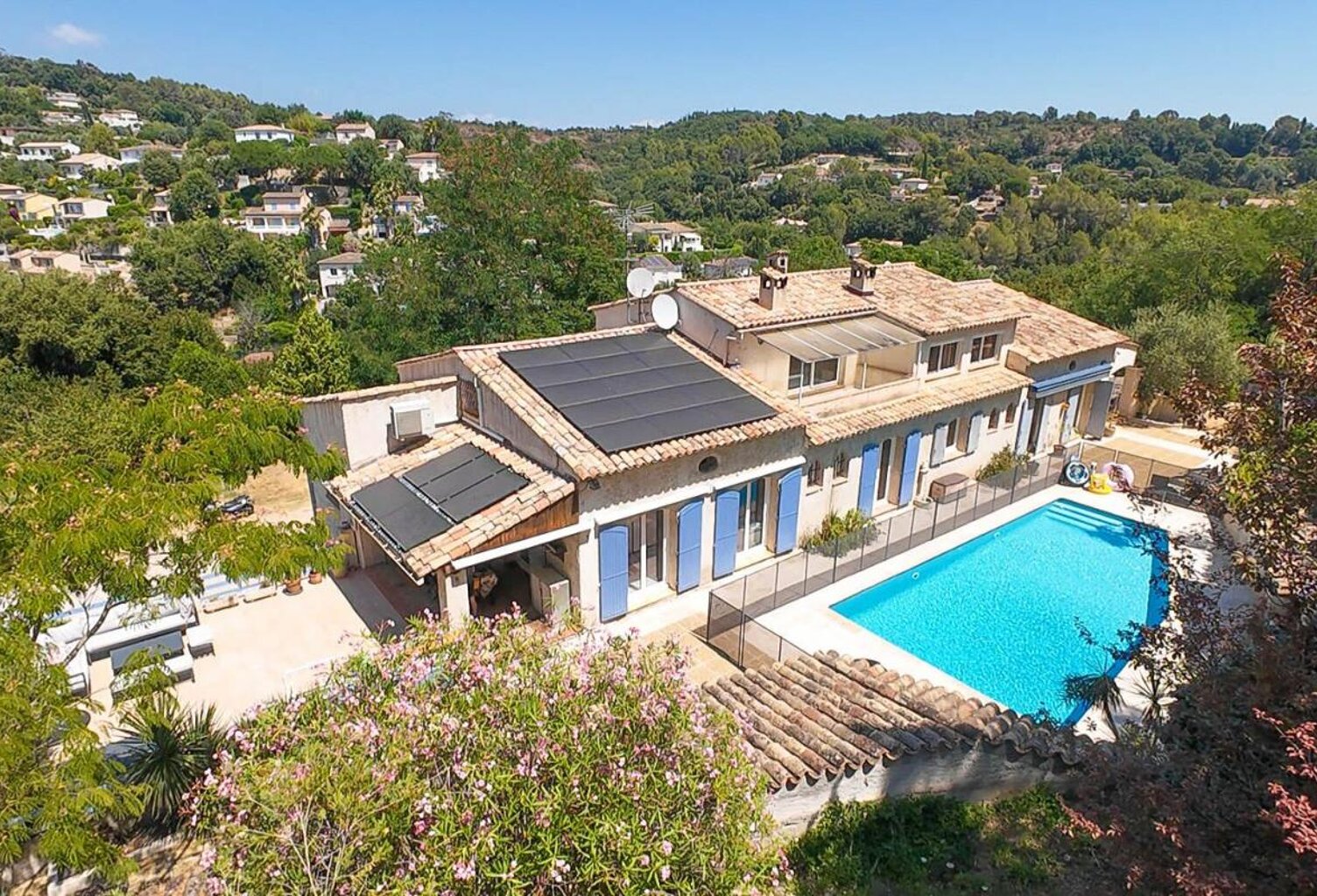 EXCLUSIVITE BIOT COLLINES — photo 1
