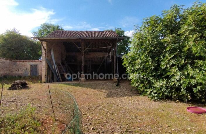 RUFFEC / COURCOME MAISON 168m², GRANGE, TERRAIN 1908 m² CLOS — photo 2