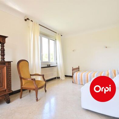Appartement 1 pièces 523 €