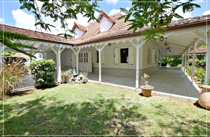 Sainte-Anne Plage – Villa T7 de 220 m²hab.+ 231m2 de terrasses - Piscine - bungalows annexes– Terrain 1 409 m² – Martinique (972) — photo 5