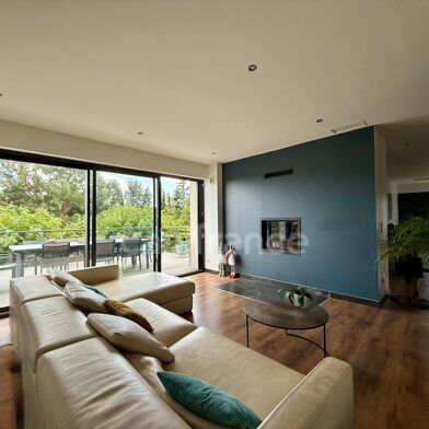 Maison 7 pièces 489900 €