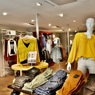 Commerce 3 pièces 218000 €