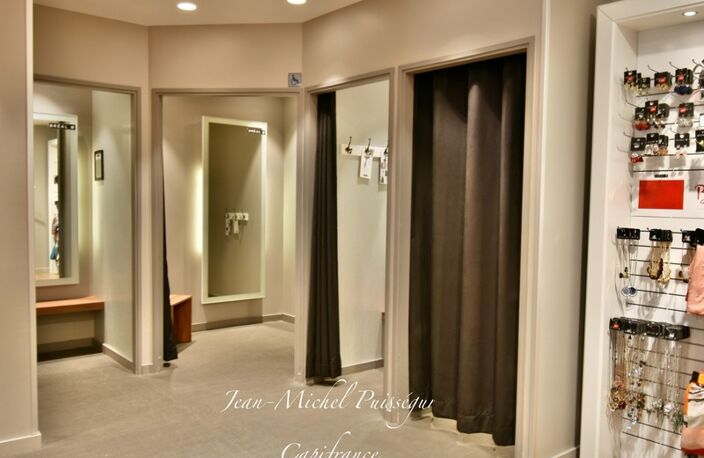 Dpt Haute Garonne (31), à vendre coeur de ville de SAINT GAUDENS Local commercial de 200 m2 — photo 4