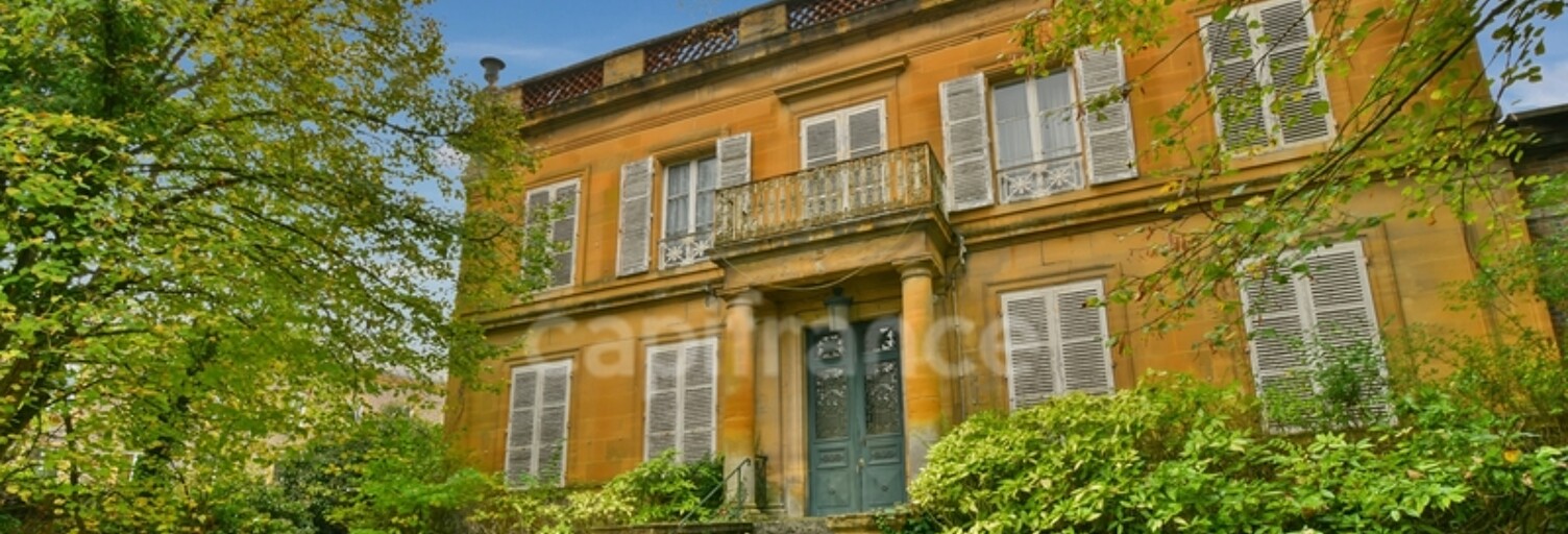 Maison 9 Pièces 388 m² à vendre à Vouziers (08400)