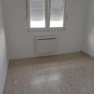 Appartement 1 pièces 370 €