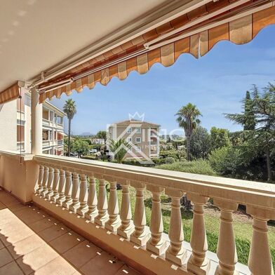 Appartement 4 pièces 431000 €