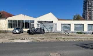 Commerce  760 m² à louer à Viarmes (95270)