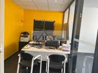 LOCAL COMMERCIAL SHOW ROOM 760M² A LOUER VIARMES — photo 4