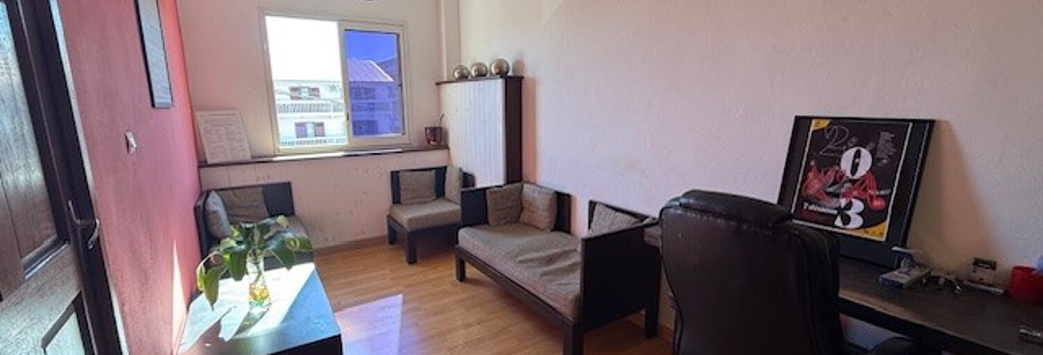 Bureau  77 m² à louer à Saint-Denis (97490)