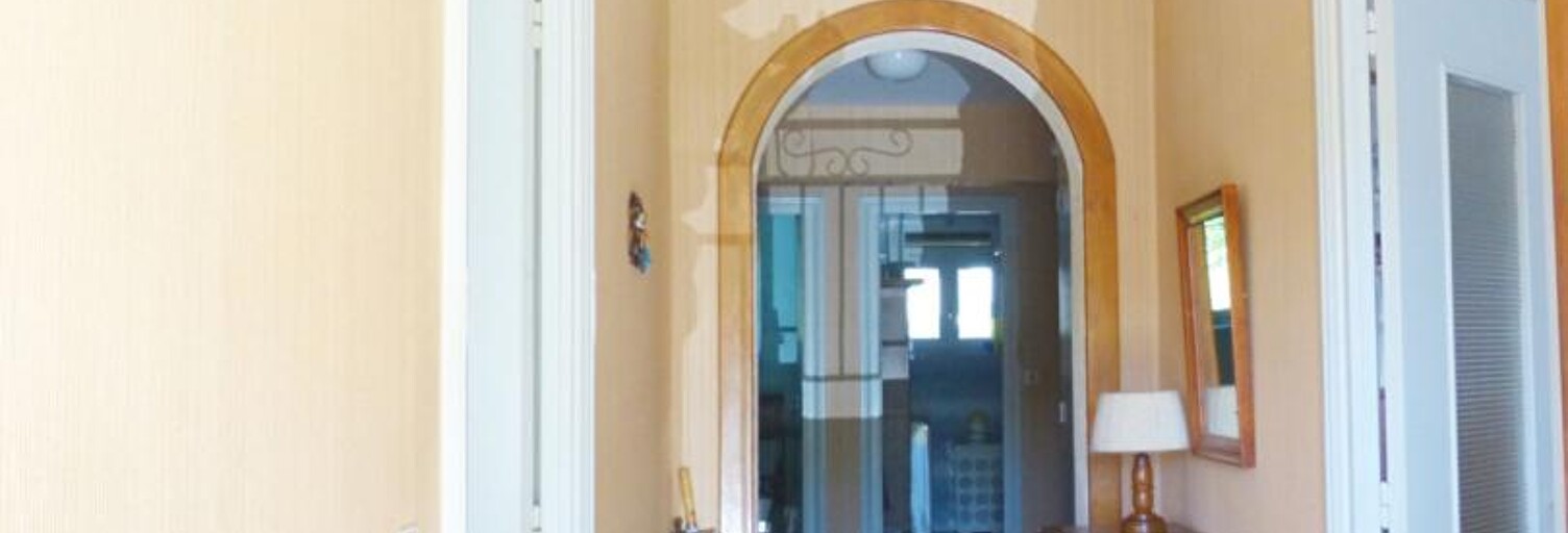 Maison 7 Pièces 152 m² à vendre à Saint-Hostien (43260)