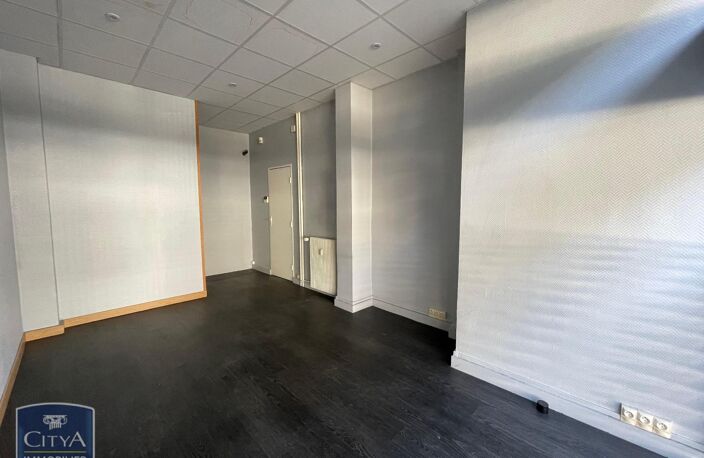 Vente commerce  80 m² Châteauroux (36000) — photo 4
